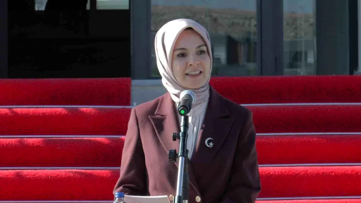 bakan goktas kayseriye geliyor Xx5LOpOO.jpg