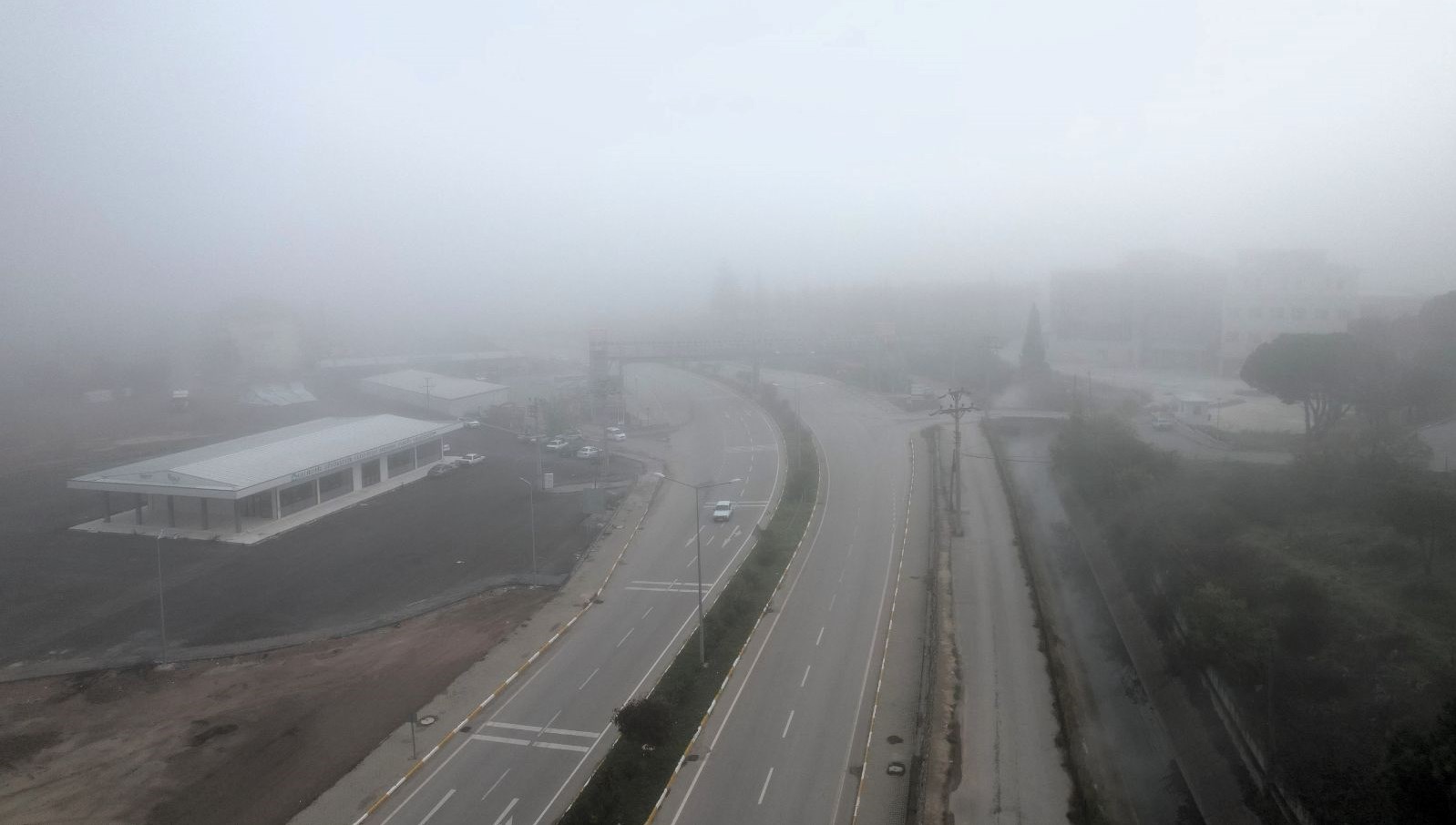 balikesirde sis gorus mesafesi 20 metreye dustu lS4ll1AO.jpg