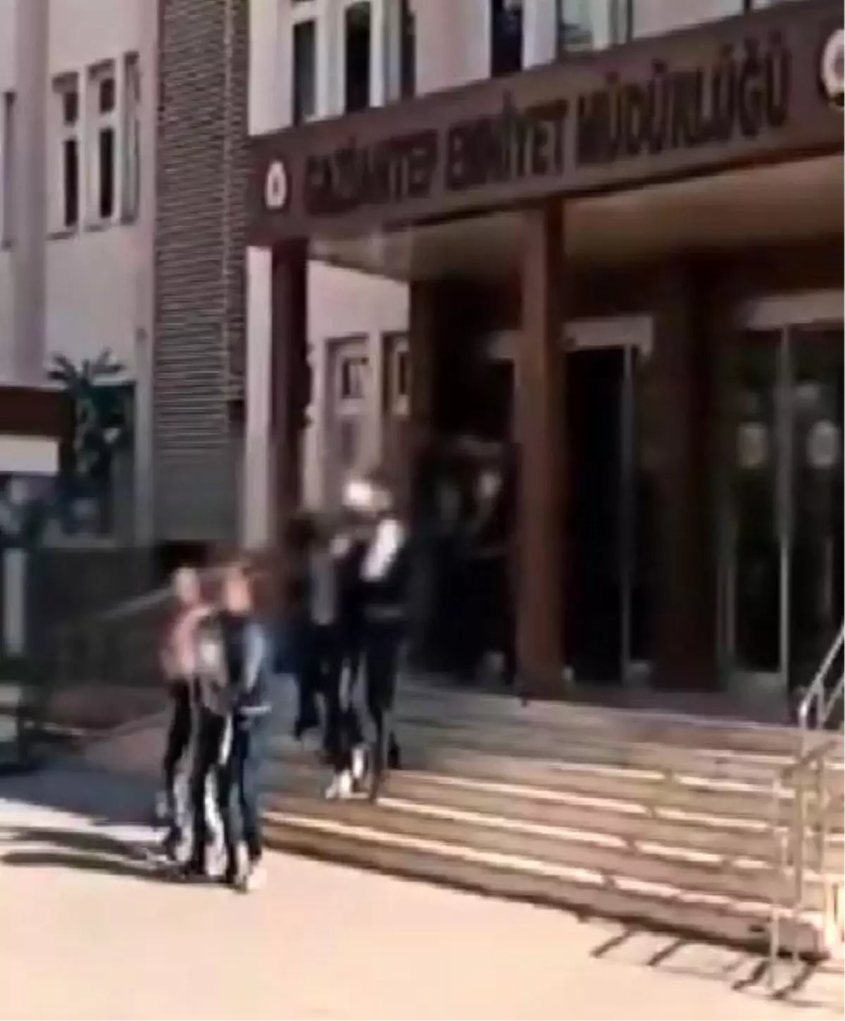 gaziantepte 32 suclu yakalandi 2aWK2iOn