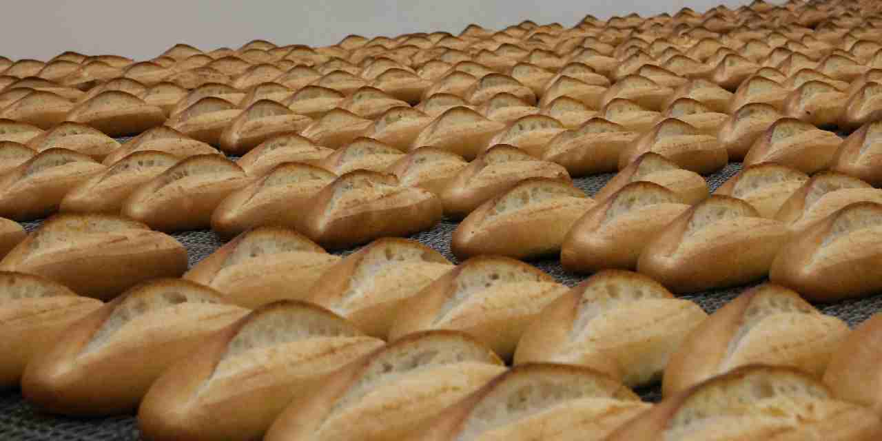 halk ekmeke zam geldi yarindan itibaren gecerli olacak O3Om9Css.jpg