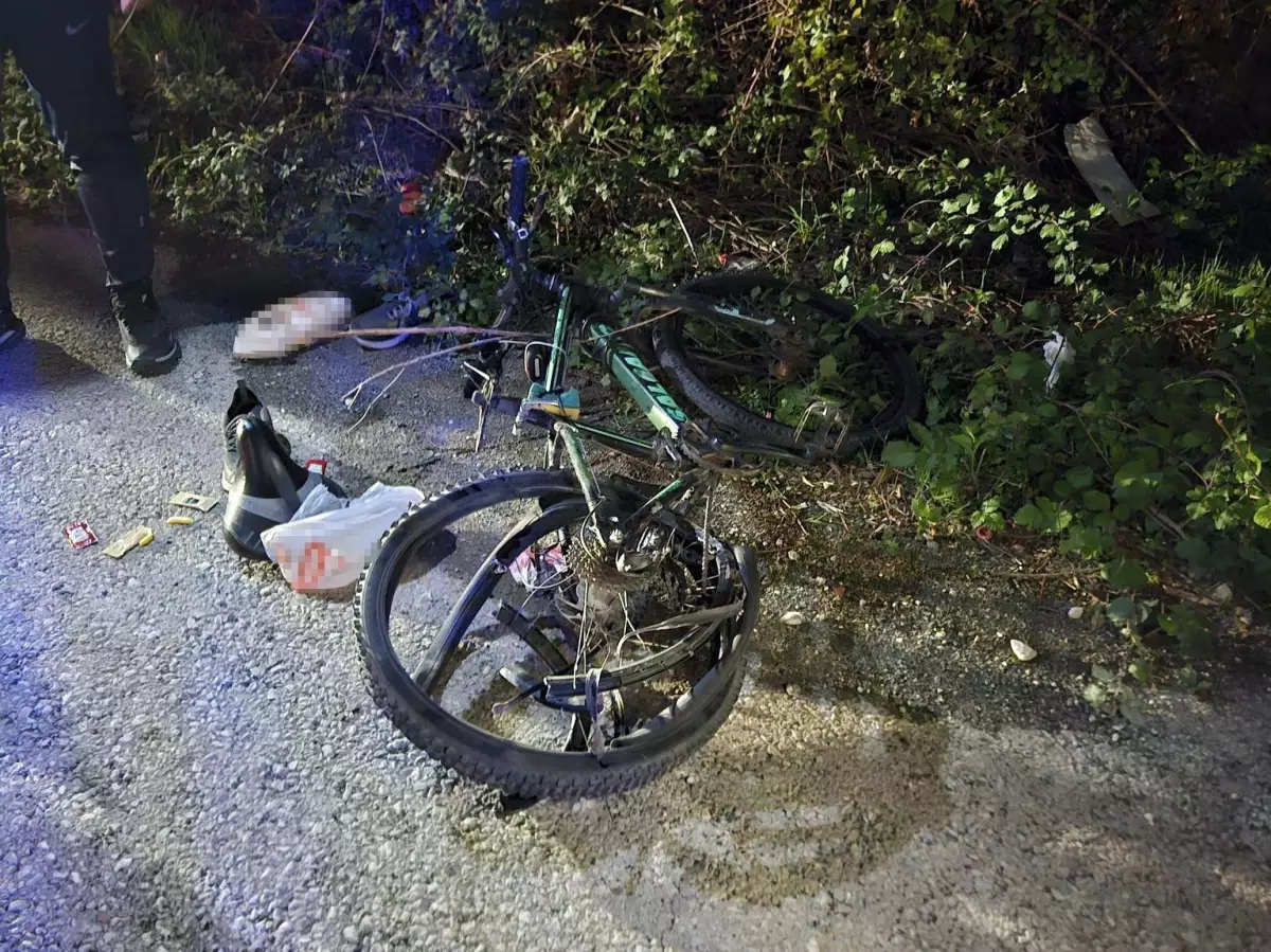 sakaryada trafik kazasinda 14 yasindaki cocuk hayatini kaybetti J5EFEDiV