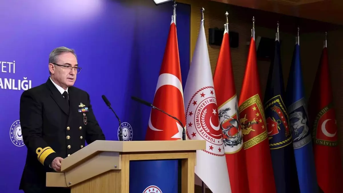 turkiye suriyeli asker ve ogrencilere egitim veriyor S2EjN955.jpg