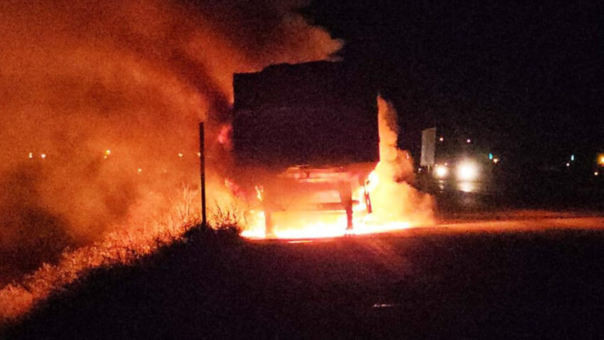 Bitlis adilcevazda bulgur yuklu tirda yangin cikti 2z6UJeiF