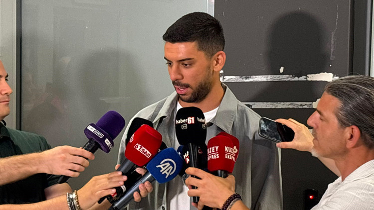 Cenk ozkacar insallah trabzonspora basarili bir sezon yasatiriz 7xVdEO2t